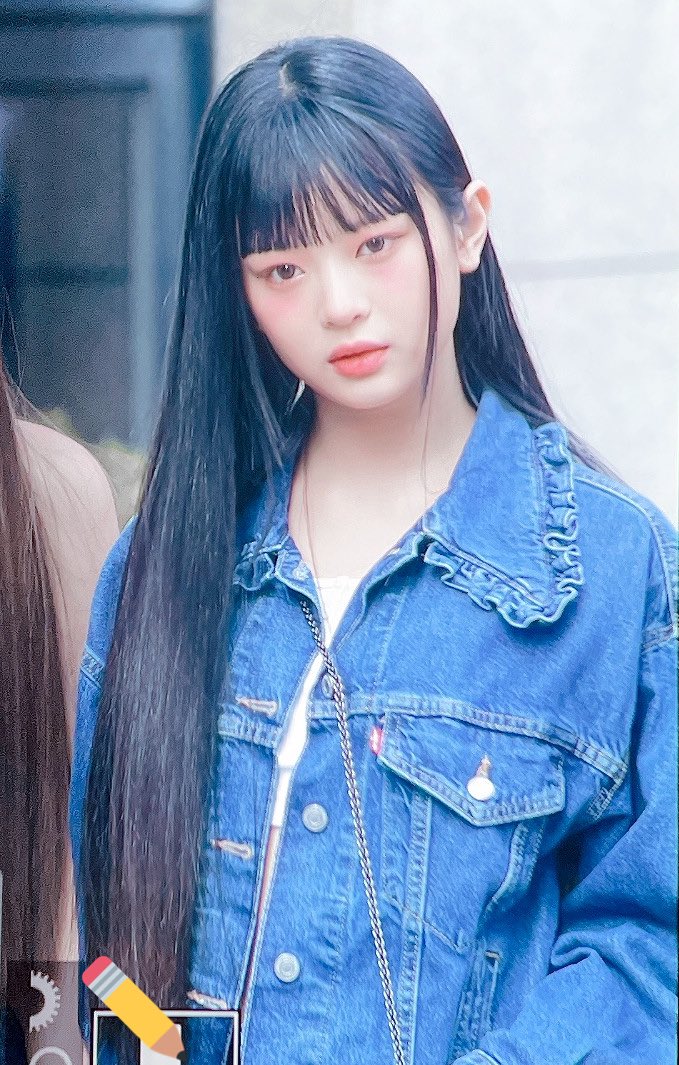 good morning music bank 🎠☀👖