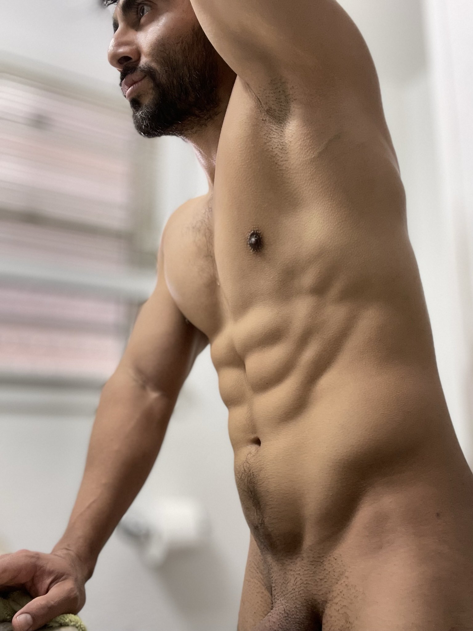 rogelio medina on X: How many retweets can this pic get 😏🤔  t.co2dtAnpFM20  X