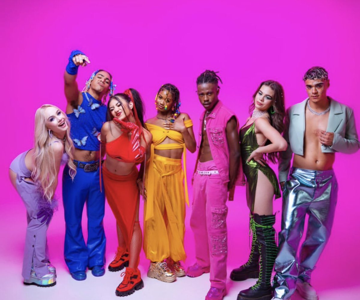 thefuturexbr's tweet photo. — “This kind of love”, videoclipe de estreia do grupo, ultrapassa cerca de 135 MIL visualizações no YouTube em menos de 10 horas. https://t.co/D8YMVMKOej