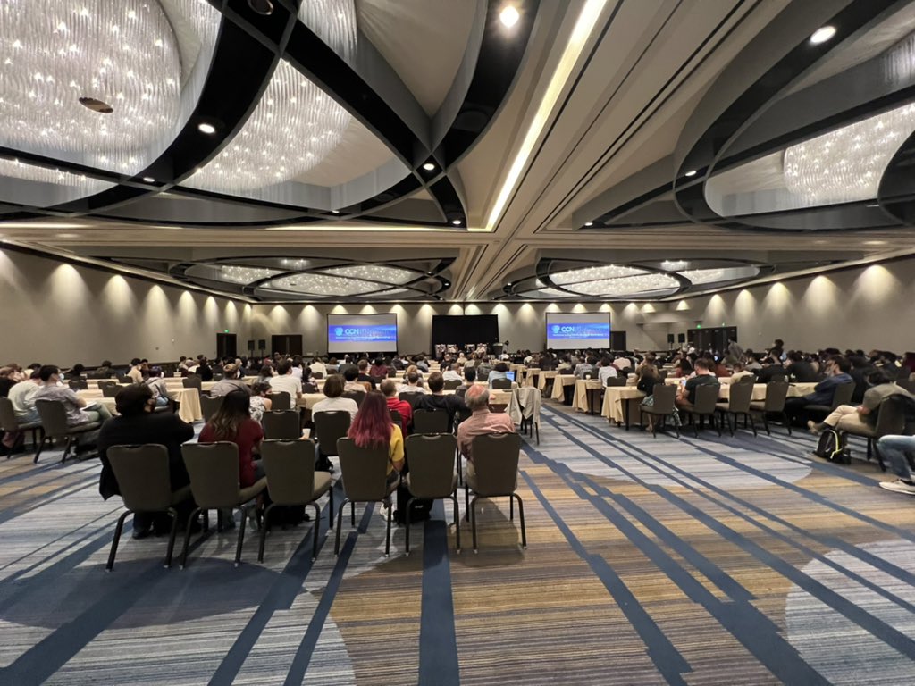 AnalogAldo's tweet photo. Great fireside chat #CCN2022 with @chelseabfinn @adredish @anne_on_tw &amp; Bill Newsome about the neuroscience, robotics and cognitive science converging on common questions - are we on one level yet? only @CogCompNeuro in San Francisco https://t.co/0k4CWQbjfX