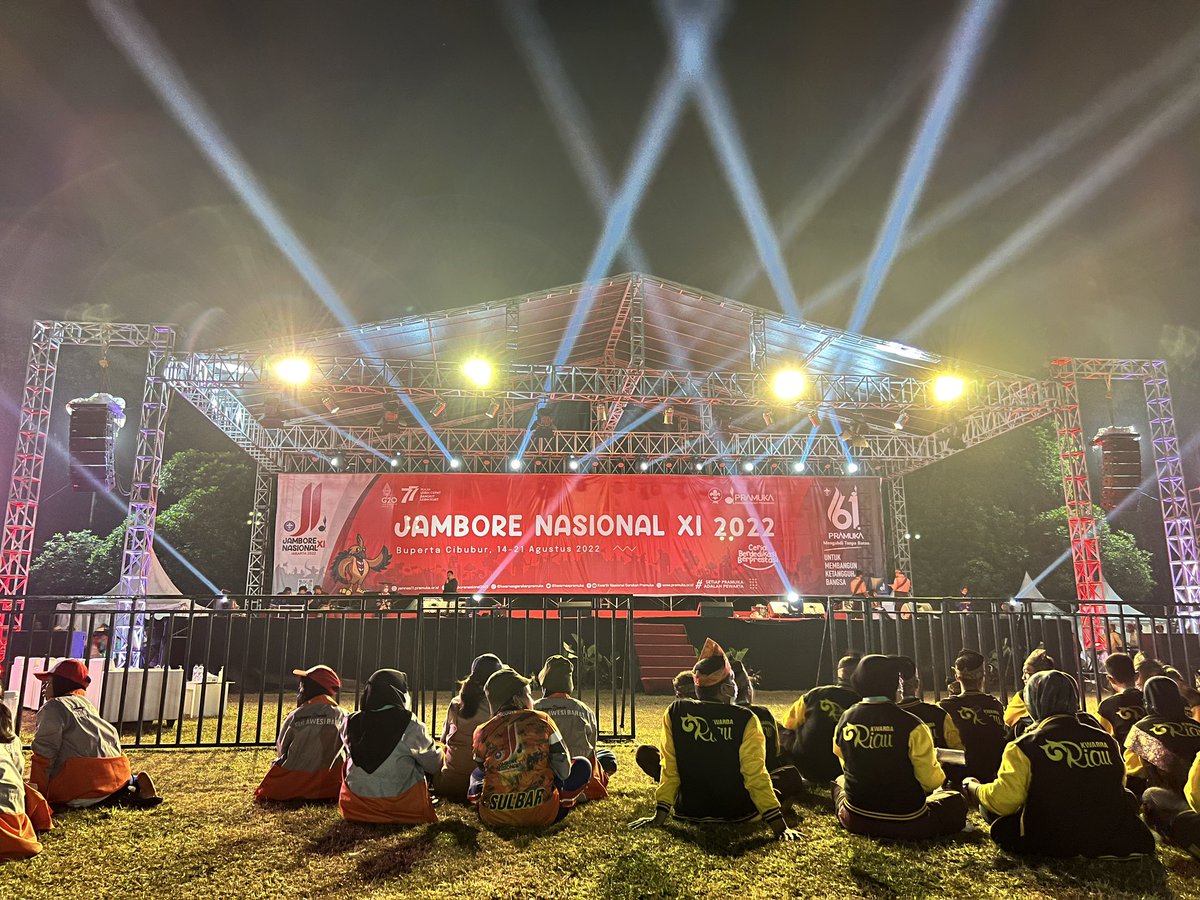 PutraInfinitize's tweet photo. Malam pensi… #jamnas #jamnas2022 #jamborenasionalXI2022 #cibubur https://t.co/xEU9qzcirU