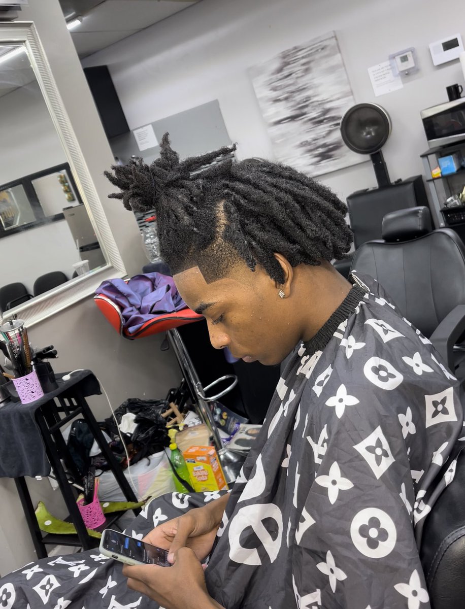 That_kidd_jayy1's tweet photo. If anybody need chops on #pvamu campus,hit me💈     #pvamu26 https://t.co/HveeUqXGke