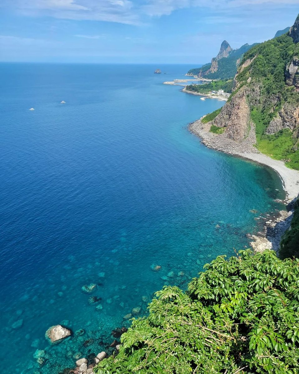 우리집 선정 살면서 꼭 가봐야할 비경 1위🏆 

#울릉도 #대풍감 의
에메랄드빛 바다🌊 를 보내드립니다!

📍울릉도 대풍감
_경북 울릉군 서면 태하리

📸 IG boda.geunsu 님 제공