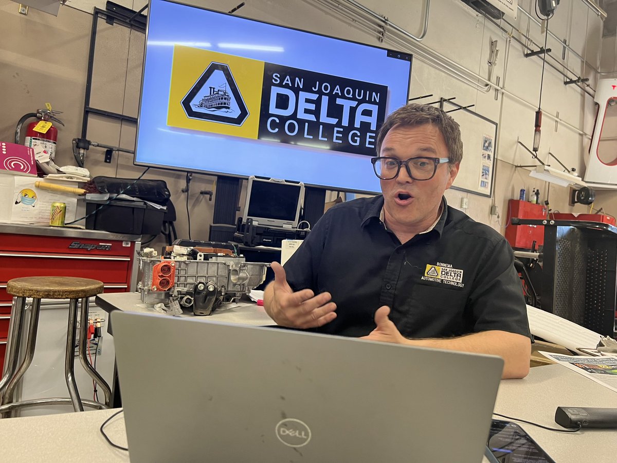 SJDeltaCollege's tweet photo. TONIGHT! Watch Delta automotive prof. Dan Bonnema on @FOX40 share his thoughts on how electric vehicles are changing the future of the auto tech industry. 😎🚗⚡️Story should air at 10&11! #SJDeltaCollege #MustangsMovingForward https://t.co/2T1S3V20oR