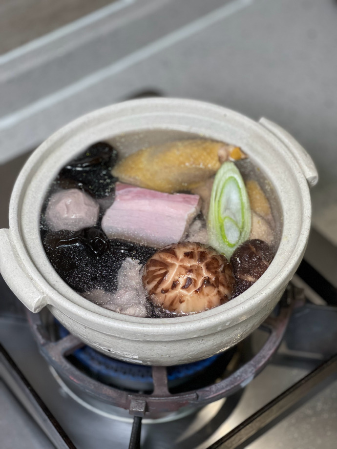 KingBoss92's tweet photo. I think I need to drink some soup to make up for it https://t.co/19Vqivevsl