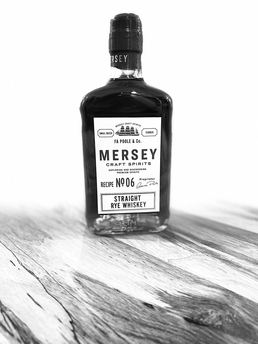 merseyspirits's tweet photo. Designing a trail whiskey bottle - 375ml - way lighter and easier to grab - what do you think? https://t.co/7mHXGfI9hS
