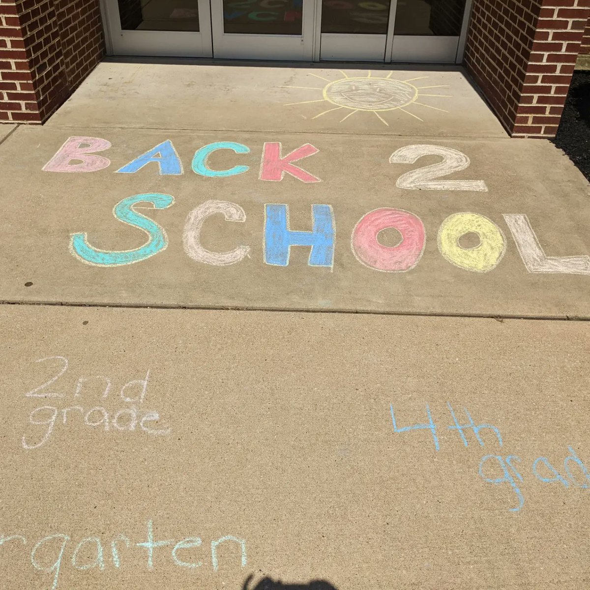 Danielle Clark tweet media