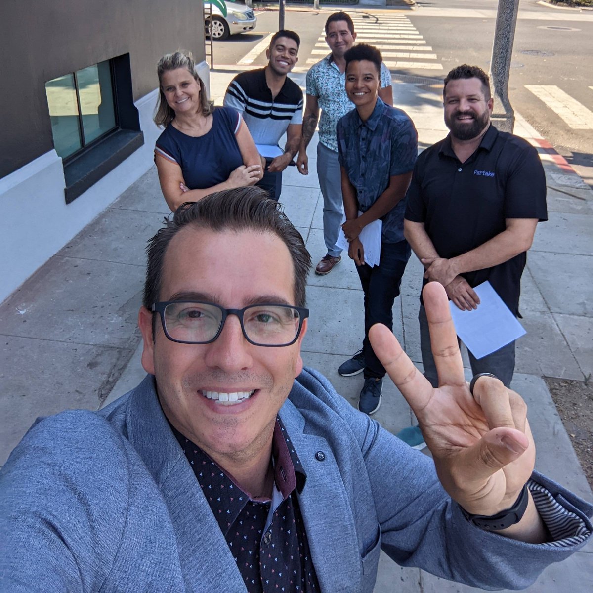 AdamCDTLB's tweet photo. Team #PartakeCollective 💯💯💯🇺🇲🇺🇲🇺🇲💯💯💯

#DTLB #GhostKitchens #PopUpRestaurant https://t.co/np3uxzAFMS