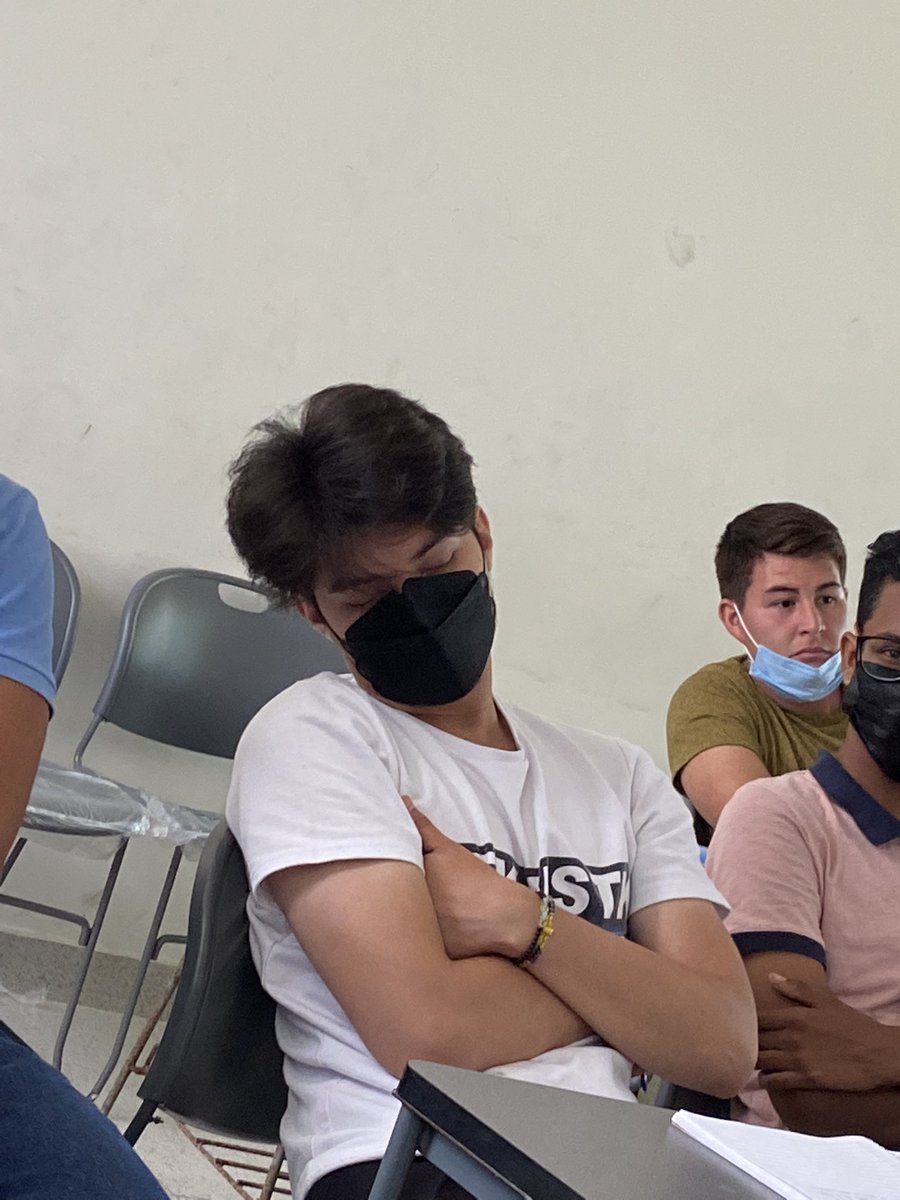 ManuelLmx's tweet photo. Sueño? https://t.co/1MNFXdTihQ