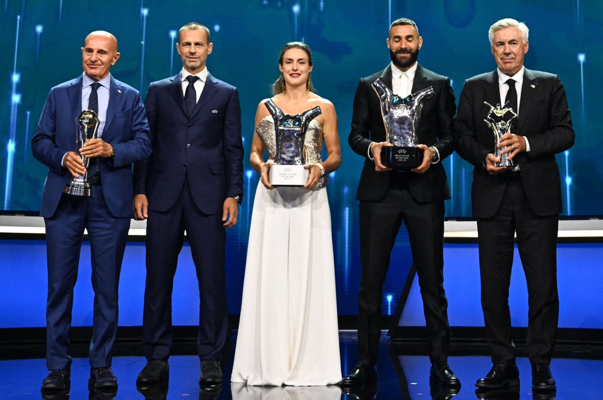 SportFinale's tweet photo. Karim Benzema and Carlo Ancelotti both win UEFA awards

Karim Benzema has been named UEFA Men's Player of the Year - - hardening his status as #

https://t.co/pAkYOZ9PMt https://t.co/PE9deI00vR