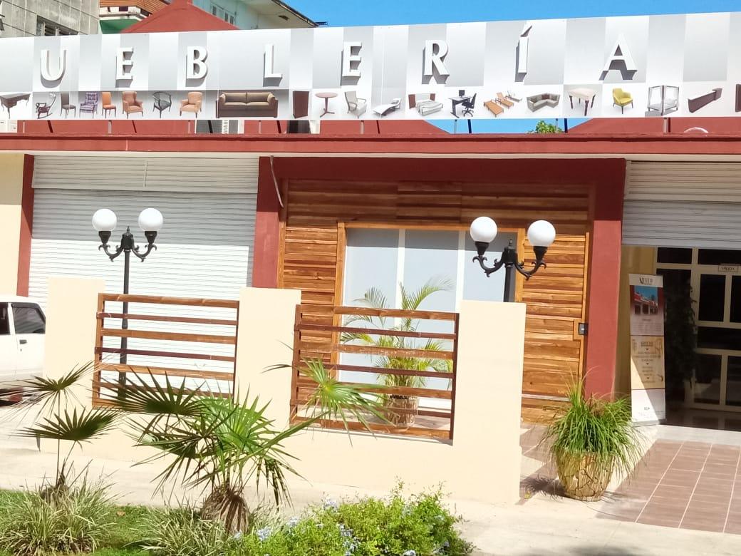 asilveriov's tweet photo. #Cuba, #IndustriasCuba, la industria cubana del mueble #Dujo tiene varías alternativas para la familia cubana en CUP, hoy visitamos un lugar excelente de cara al pueblo #CubaViveYTrabaja @DiazCanelB @PartidoPCC https://t.co/NykTY9EZEC