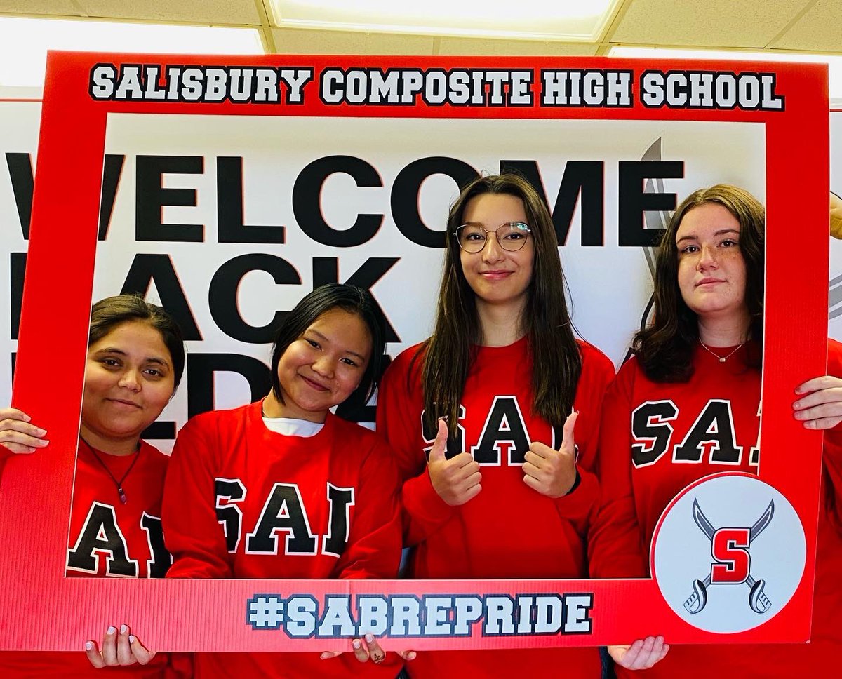 SalComp's tweet photo. Today welcomed our Grade 10’s and the future class of 2025!  @eips @SalComp #sabrepride #gobigred #welcometohighschool https://t.co/ICqVNRfLGm