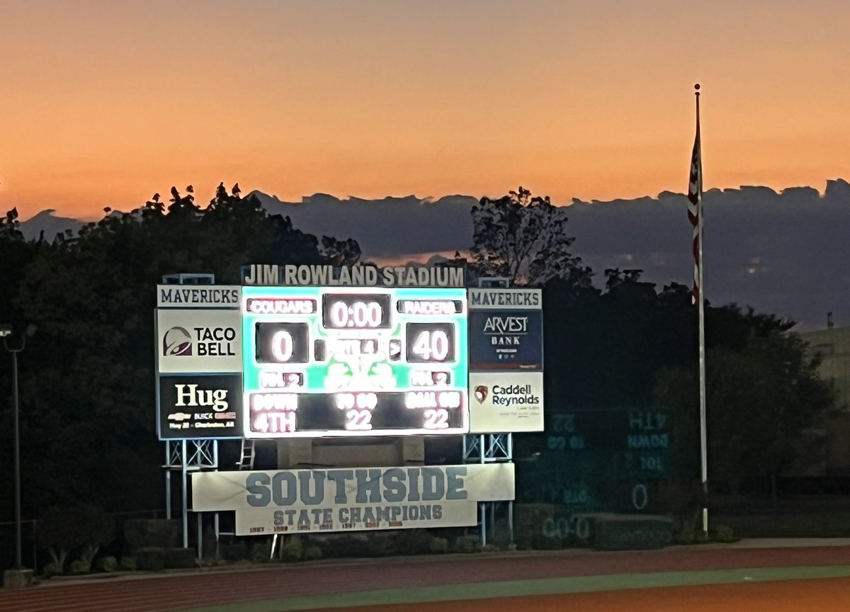 ElmwoodRaiders's tweet photo. 8th grade with the win over Chaffin 46-0! #buildingmounties https://t.co/YWIVRZSPCd