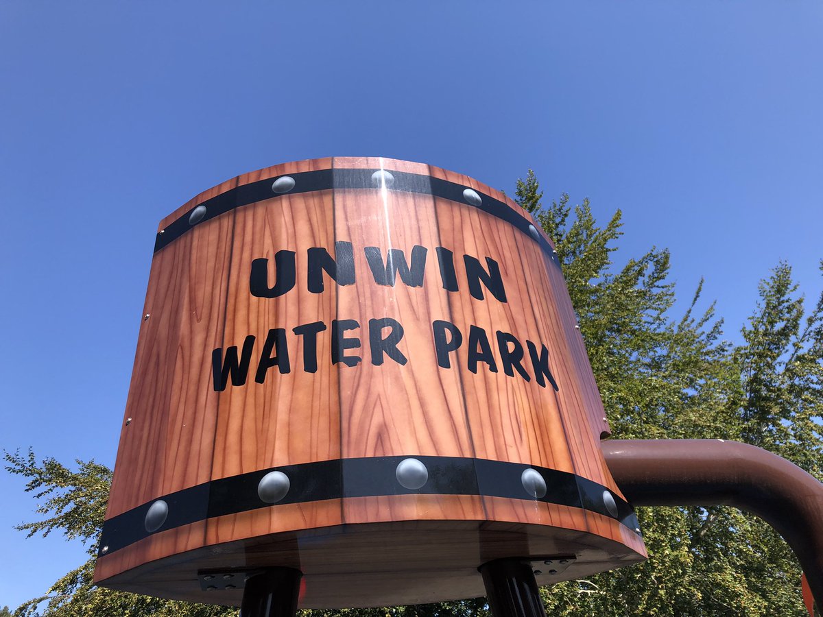 PhilipAguirreBC's tweet photo. Unwin park builds community! #lovewhereyoulive @PreventCrimes volunteers doing amazing work in #SurreyBC @RamonBandong hardest working candidate! Let’s move @SurreyForward @jinnysims @Newton_BIA @OldSurrey https://t.co/WHuZzMgGDV