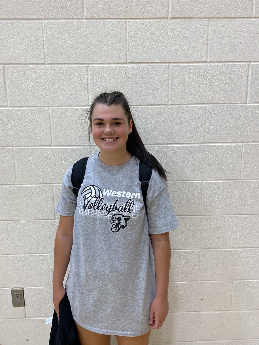 vb_western's tweet photo. SHOUT OUT to Linsay Guge for getting her 1000th dig tonight against Clinton Central!!  Way to go!! @Panthers_AD @ihsvca @IHSAA1 https://t.co/KtI6iF08Ye
