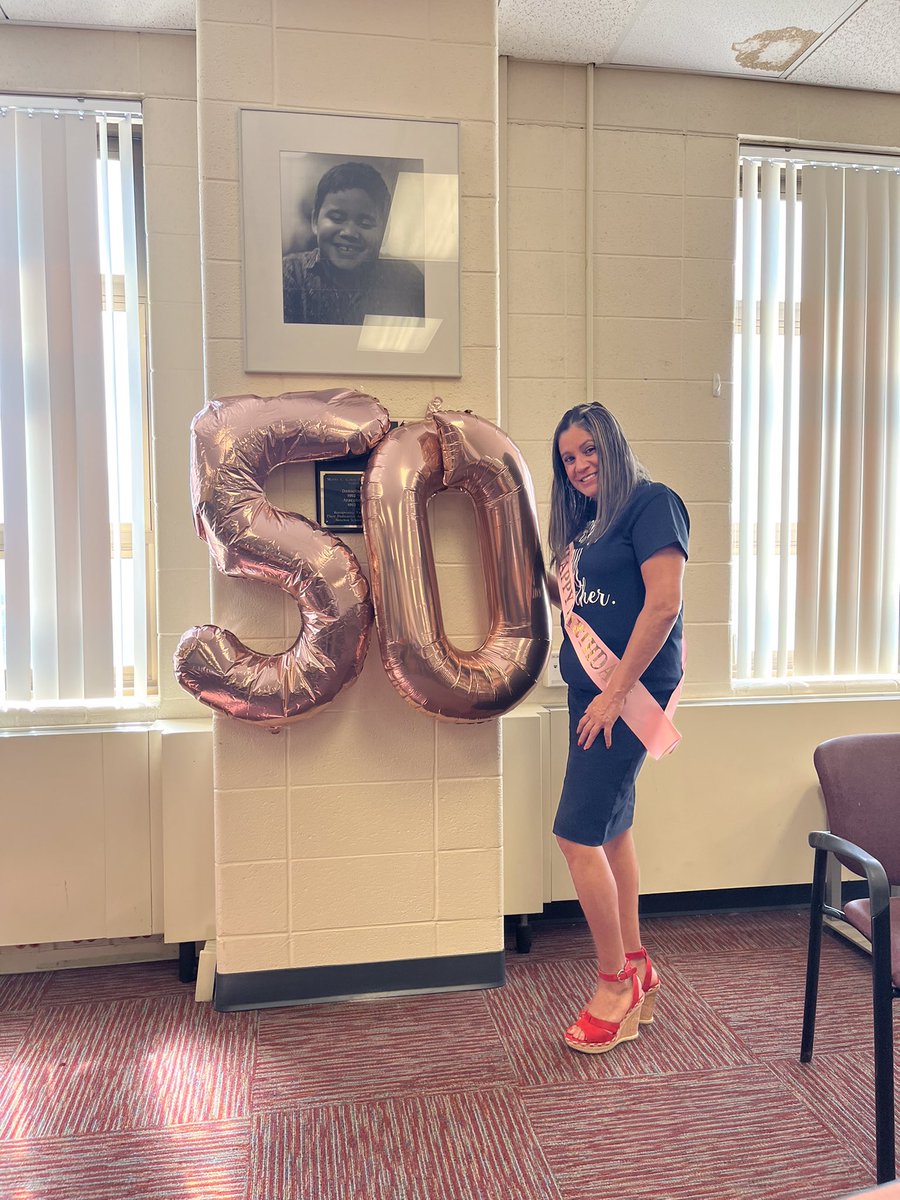 Evelyn Overton tweet media