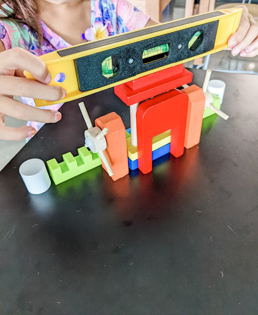 DeskinDLS's tweet photo. We began exploring some of the tools in our toolboxes while tinkering  🧰  
#stemforall #haysSTEM https://t.co/JFDDc57Zks