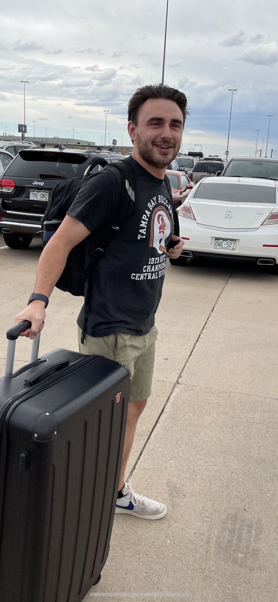 NAFCFantasy's tweet photo. Commissioner @hunter_schaal is heading to the #NAFCDraft. Des Moines are you ready?? ππ https://t.co/oUVhe4TQQA