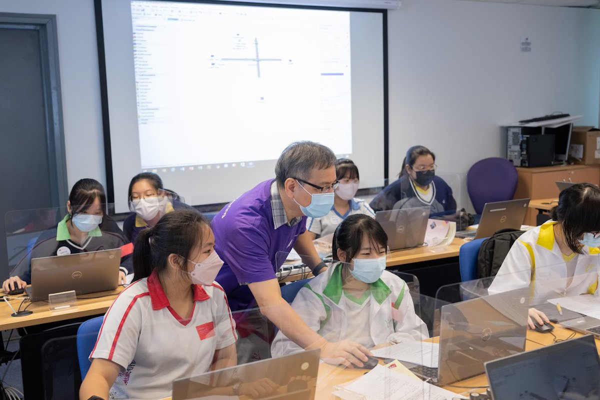 We recently organized a series of #STEM workshops under the #CityU #CENG Bright Future Engineering Talent Hub to promote engineering to secondary school students. #engineering #education #smartcity see details in: cityu.edu.hk/ceng/bright-fu…