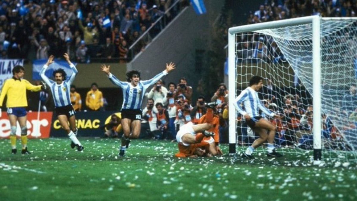 MartinEstebanS's tweet photo. @lionti_pablo1 @__alej0 @GonzaSarmiento7 @RiverPlate https://t.co/50A8Kg1zw9
