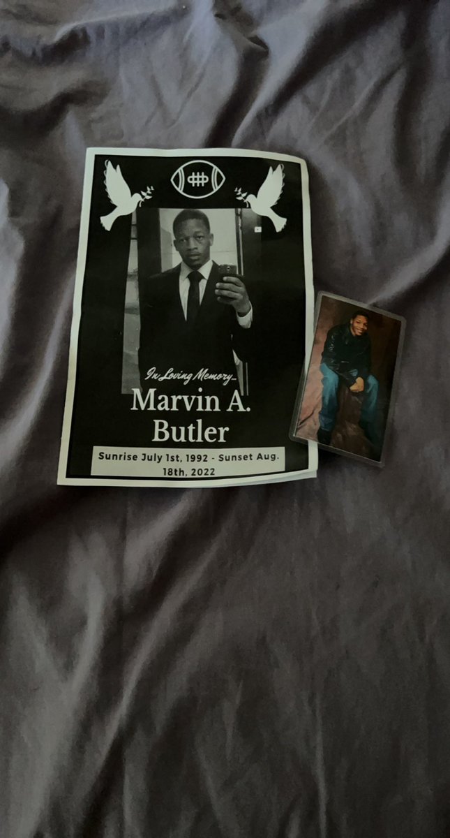 RonelOhhWell's tweet photo. #RipMarv https://t.co/OnMyU2mtxX