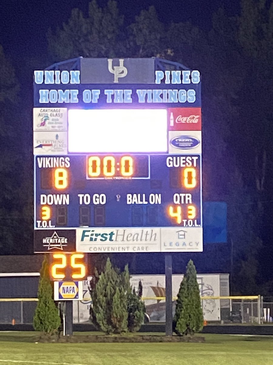 CoachSchaperC's tweet photo. A huge win for our JV tonight @UPHS_Football.    Double overtime W for the JV Vikings against a tough and physical Grays Creek team, a shame a team had to lose tonight.   @RecruitFayNC @NCPreps @TrousdaleJason @BruinsGcms https://t.co/GejAfPF1O4