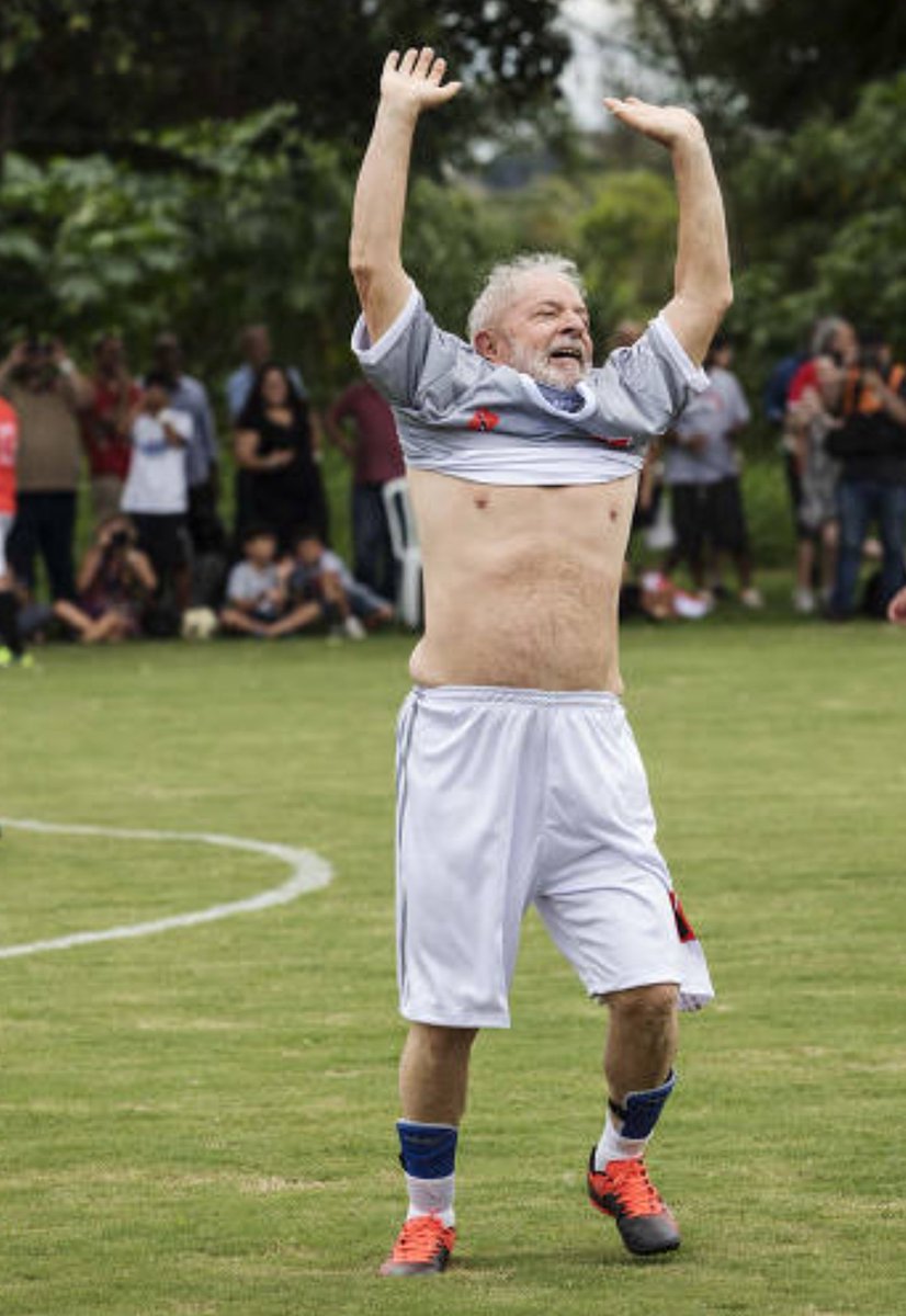 "Lula Maravilha, faz mais um pra gente ver!" #LulanoJN
#LulaNo1ºTurno