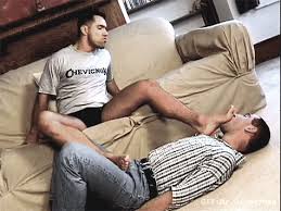 bsas_daniel's tweet photo. hay alfas que busquen relax por caba?
#alfamalefeet #slavemalefeet #worshipingmalefeet #malefeet #lickingmalefeet #bigmalefeet https://t.co/ysjUa4XesZ