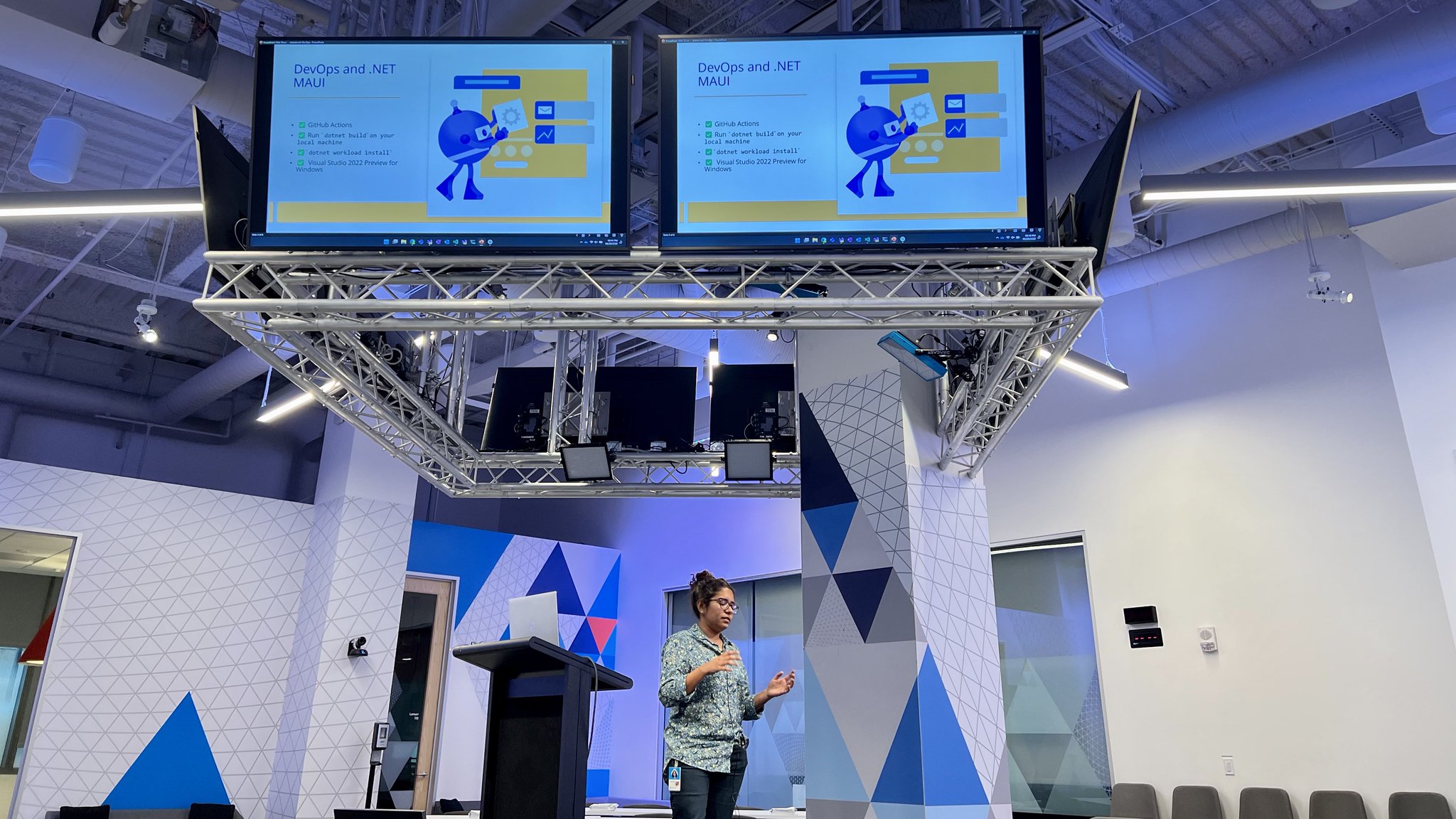 Brandon Minnick 🔜 NDC Oslo 🇳🇴 on Twitter SweekritiS