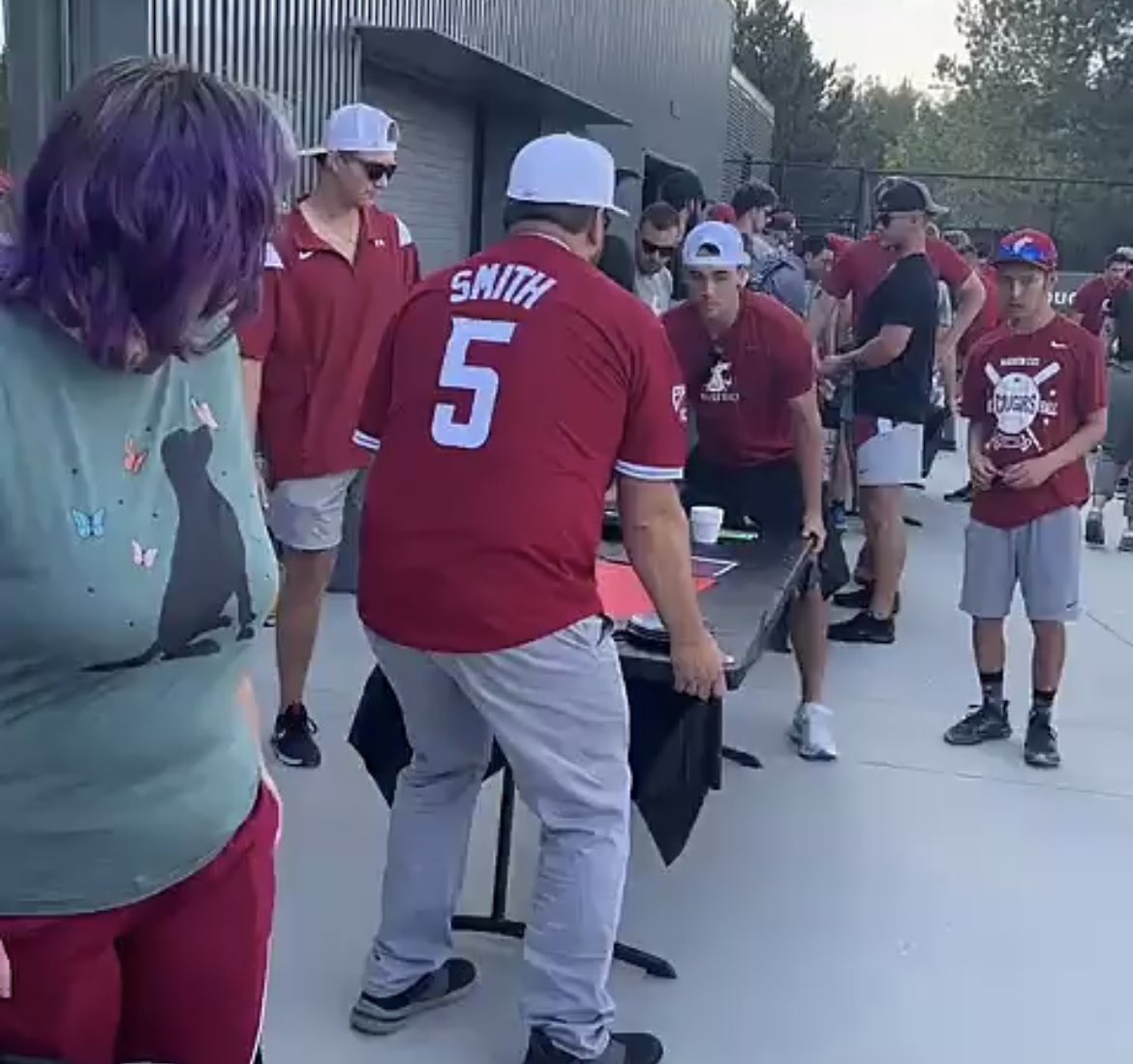 Gonna need some answers 😂😂<a href="/cbrandonchapman/">Chappy® ⚾</a> <a href="/coachbriangreen/">Brian Green</a> where is my NIL