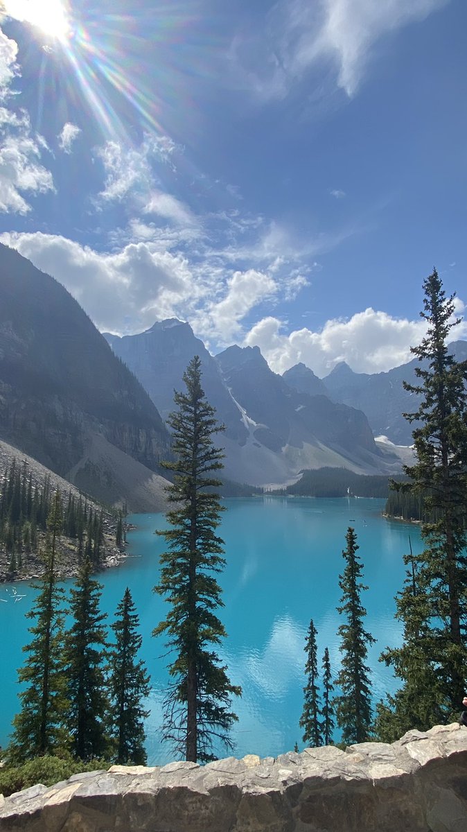 kSilang08's tweet photo. Dati sa post card lang kita nakikita, ngayon sa reality na. Sharing the beauty of Alberta. ☺️ No filter.
Glad to be here. Tska ung beavertails, should try!
🏞🦫🇨🇦
#travelAB
#thankYouJesus
#LakeLouiseMoraineLake https://t.co/MESs1FdAUx