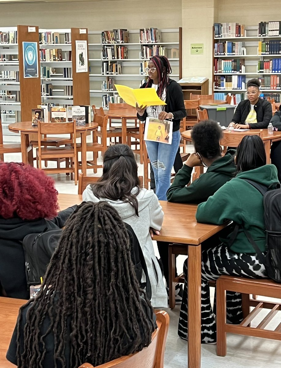 MrsGarner08's tweet photo. Our amazing, college bound IB ambassadors presented to several middle schools in the district! Each scholar shared their personal experiences with incoming freshman students! @JEOcanas1 @AldineISD @Ike9_AISD https://t.co/tX8IVSAgZU