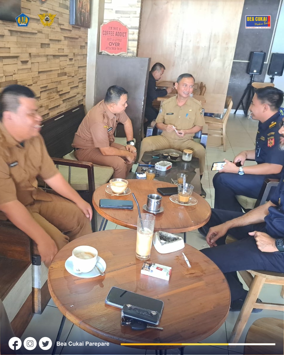 bcparepare's tweet photo. Koordinasi Dan Pendampingan , UMKM Polman Bersama Dinas Tanaman Pangan Sulbar.
#beacukairi
#beacukaiparepare
#beacukaimakinbaik
#umkm
#ziwbbm https://t.co/AjR8Lq6yZJ