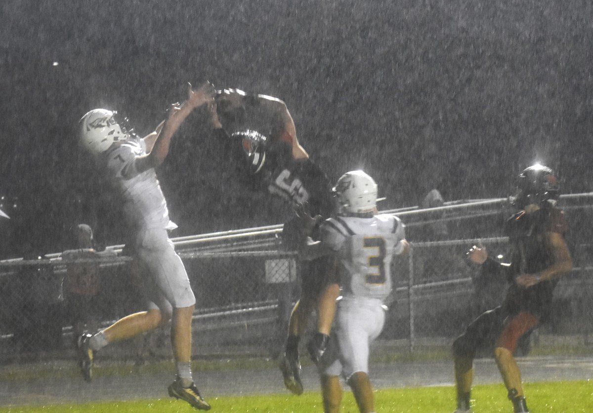 GC Herald Sports (@gcheraldsports) on Twitter photo Alma's Cade Sutherland had 10 catches for 135 yards including this TD grab on a throw from Sam Rosales, the Panthers' first score of the season, in a 28-14 opening loss to Shepherd. Alma's Cade Sutherland had 10 catches for 135 yards including this TD grab on a throw from Sam Rosales, the Panthers' first score of the season, in a 28-14 opening loss to Shepherd.
