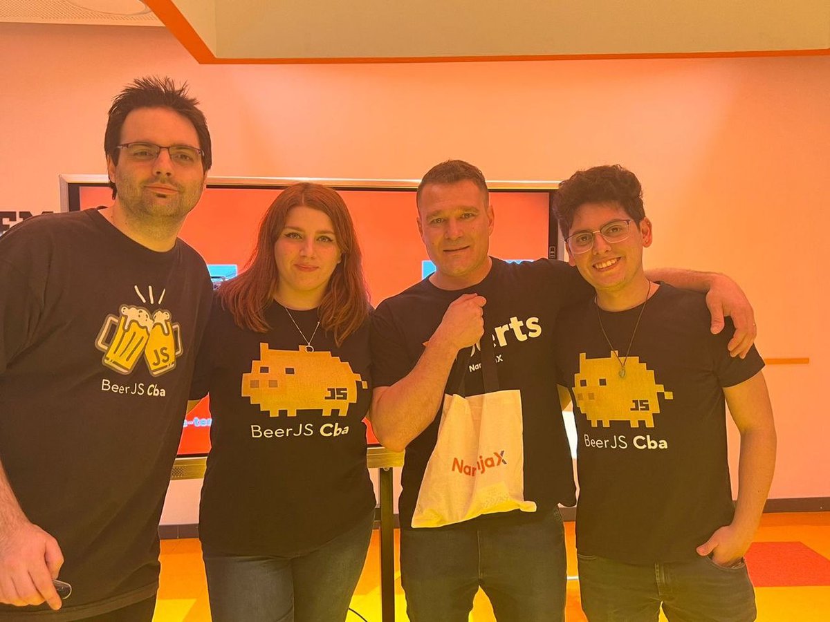 beerjscba's tweet photo. Muchas gracias a los que se sumaron a este #BeerJSCba67 y a @NaranjaX por hacernos un lugarcito en su casa 🙌!
Gracias a los speakers por charlas tan copadas! 👏👏👏
Nos vemos en el próximo 🍻 https://t.co/q5lS87W9D8