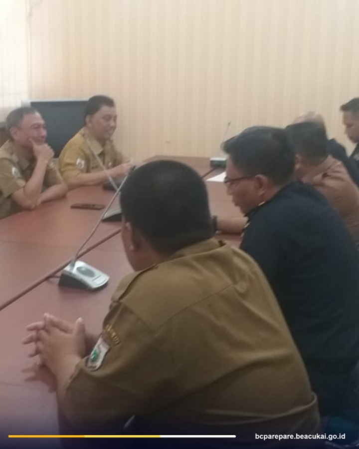 bcparepare's tweet photo. Koordinasi Dan Pendampingan , UMKM Polman Bersama Dinas Tanaman Pangan Sulbar.
#beacukairi
#beacukaiparepare
#beacukaimakinbaik
#umkm
#ziwbbm https://t.co/AjR8Lq6yZJ