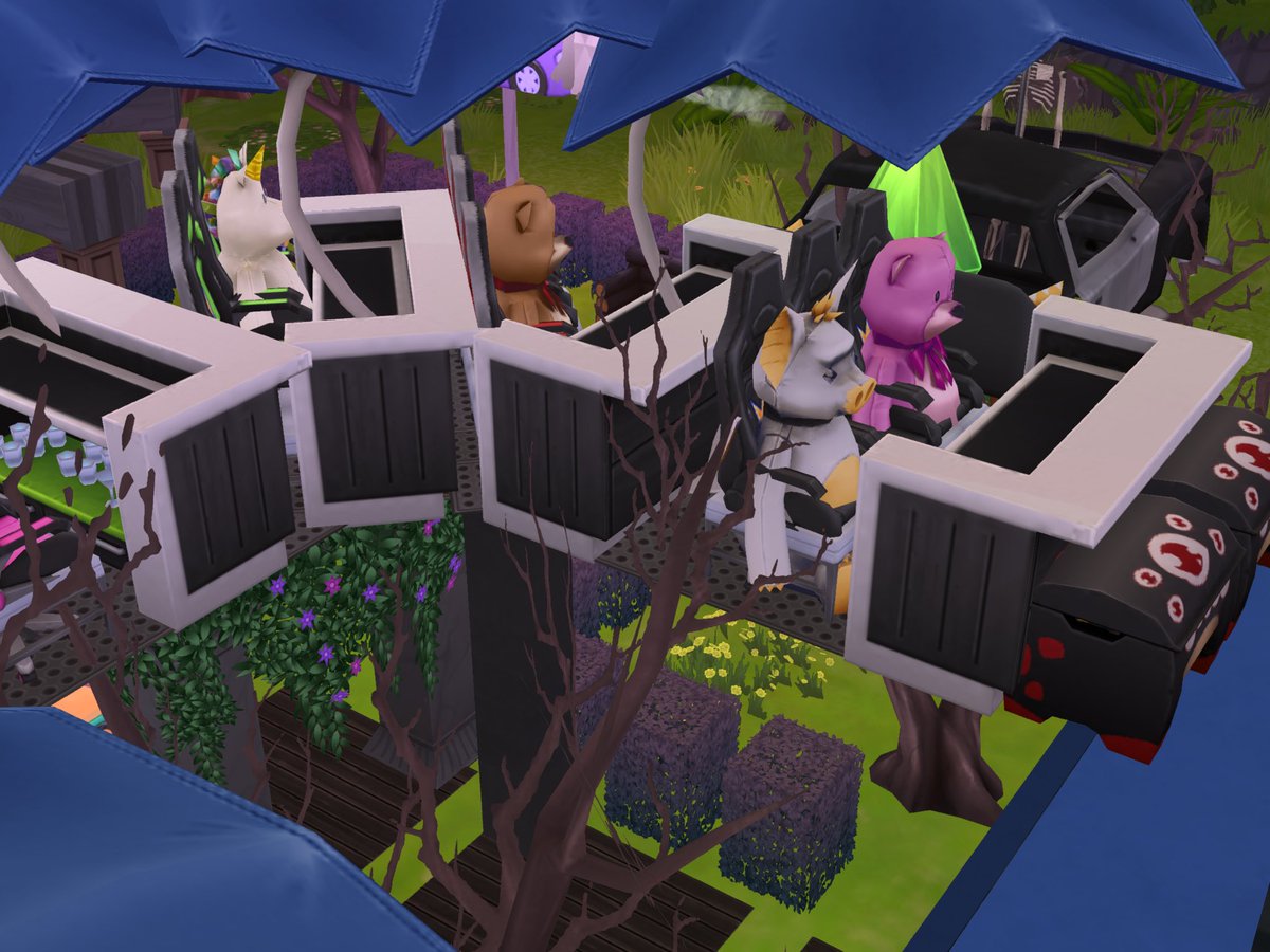 KhaleesiTsm's tweet photo. Just added a new ride and seating area at my lot! 🤪🎢🎡🎠 https://t.co/Q7C5Ug00gJ