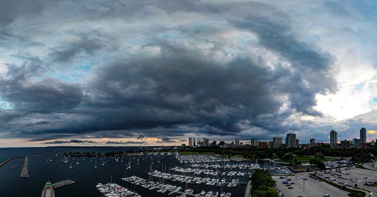 morryg's tweet image. Clouds over the marina.