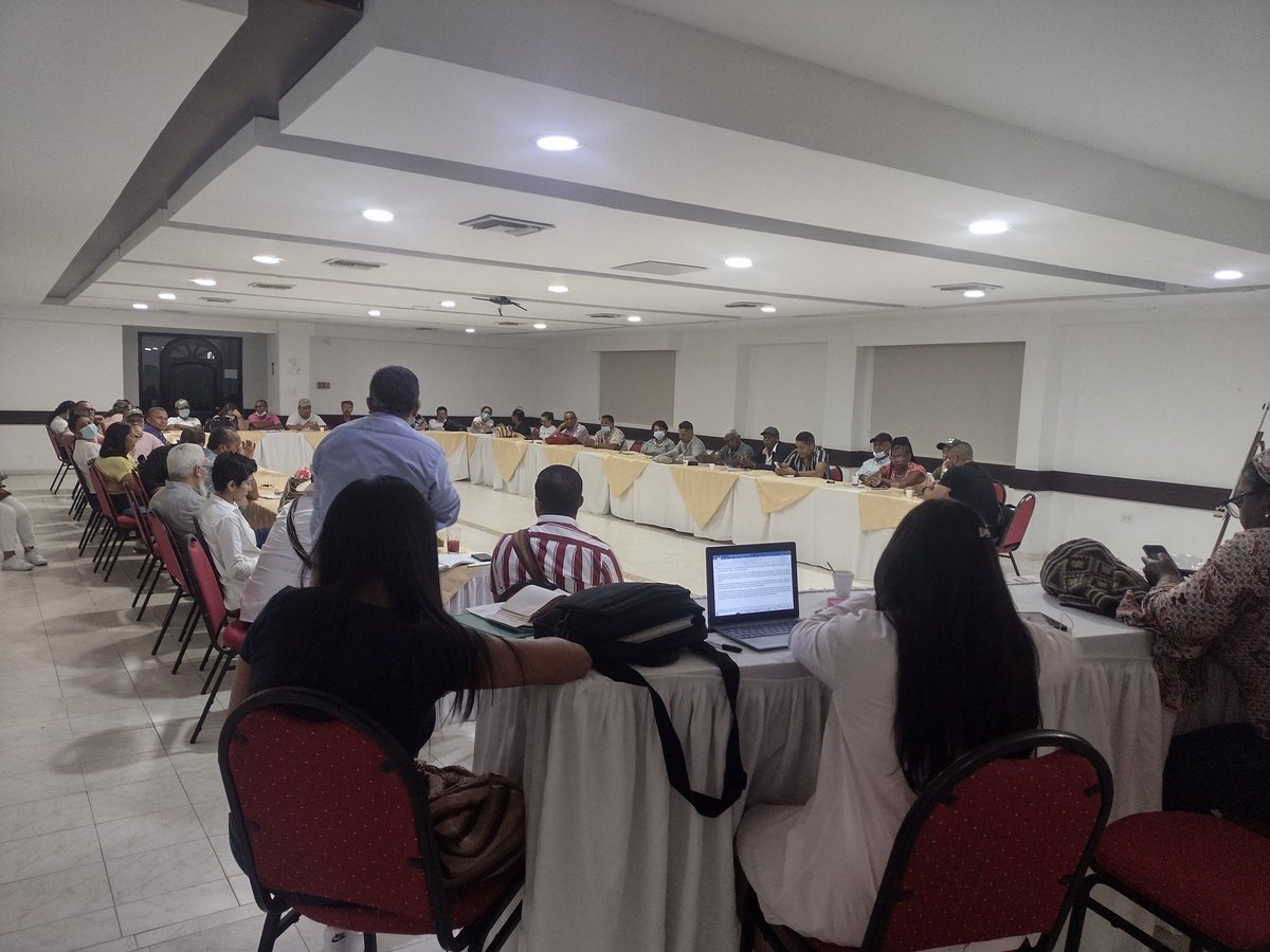 farithfuentes's tweet photo. Vamos a construir una agenda conjunta para este gobierno sobre 4 aspectos 
1. Conservación y protección ambiental
2. La juntanza y la unidad sobre causas comunes.
3. la gobernabilidad y gestión institucional para garantizar rutas participativas idóneas
4.Seguimiento y monitoreo https://t.co/u89EqgNJNM