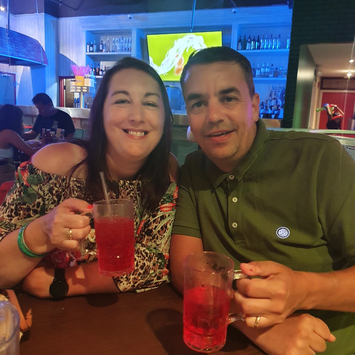 dawnworton's tweet photo. 15 year wedding anniversary! As if!! #bestfriend #wearethesameperson #samesamebutdifferent @CW__78 https://t.co/IiEq1KEO6P
