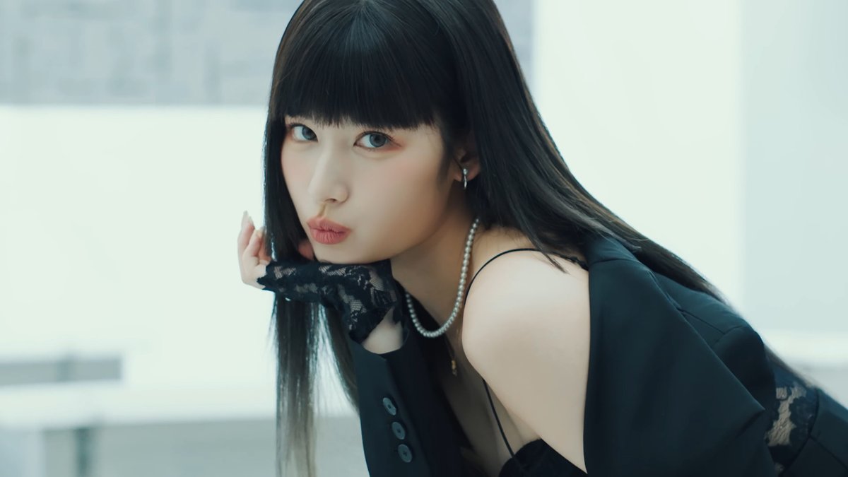 dsstradctd's tweet photo. 4K Quality | TWICE "Talk that Talk" M/V

- Minatozaki Sana -

#TalkThatTalk #BETWEEN1and2 #SANA  #사나 https://t.co/D02fknMz5J