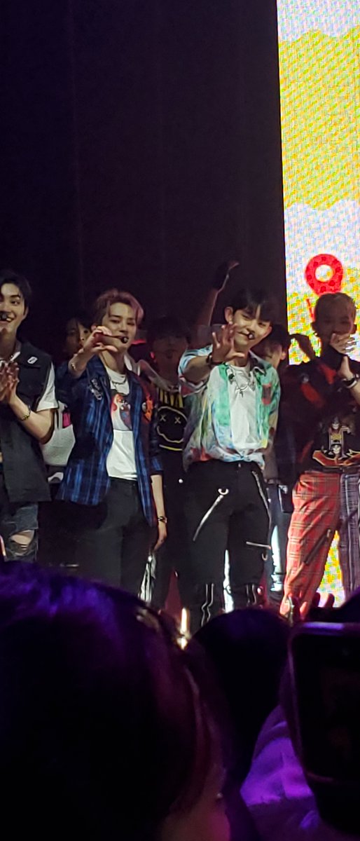 moonlightjump02's tweet photo. i have never felt this way about an idol since 2017 😭 bro i am in love with this man https://t.co/XLgglTqT5P