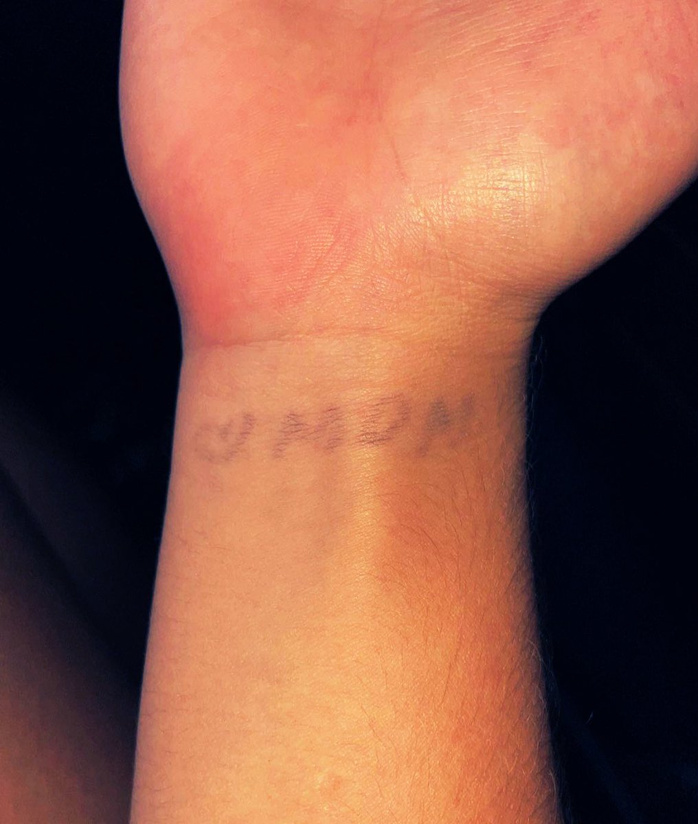 gilbertjcarly's tweet photo. can’t really see it anymore, but played with this on my wrist tonight against Columbia City for my momma, along with a hat trick and an assist ❤️❤️ heal up mom https://t.co/u8LnNAw7n3