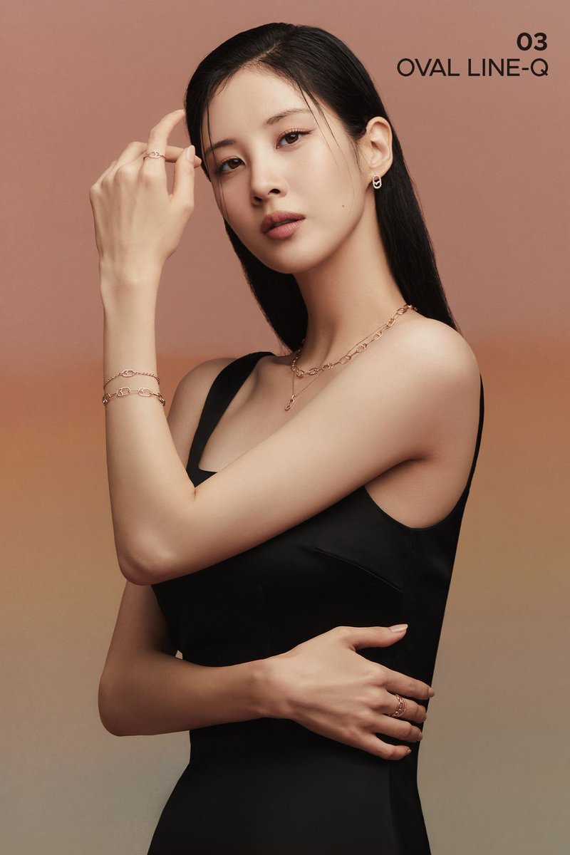 SNSD_0805's tweet photo. 서현 티르리르 2022 가을 컬렉션 화보
https://t.co/BEGcGAQxWY https://t.co/EeKBub3iXG
