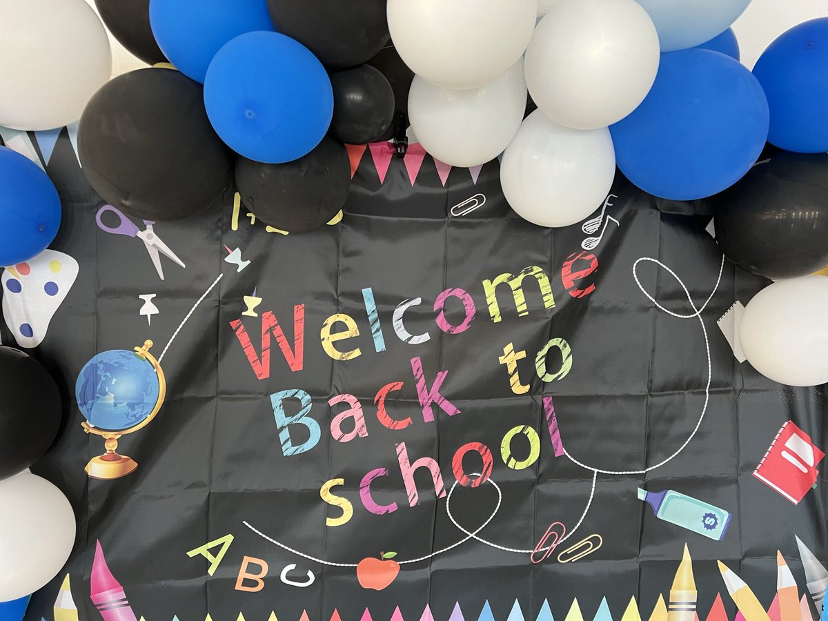 olia_hardy's tweet photo. Welcome Back Paca Eagles 💙 https://t.co/qe6PIPFJ7d