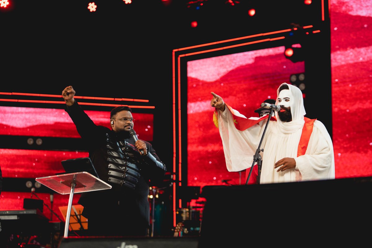 alwinthomas's tweet photo. FREEDOM CHENNAI 2022 - Day 03

#freedom #day03 #freedomchennai #concert #crusade #alwinthomas #ruahrevivalcenter #gospelconcert #tamilconcert #chennaiconcert #Chennaiconcert #chennaiconcerts #ymca  #ruahministries #ruahtv #liveconference  #deliverance #healing #altercall https://t.co/Upr3cUQp4W