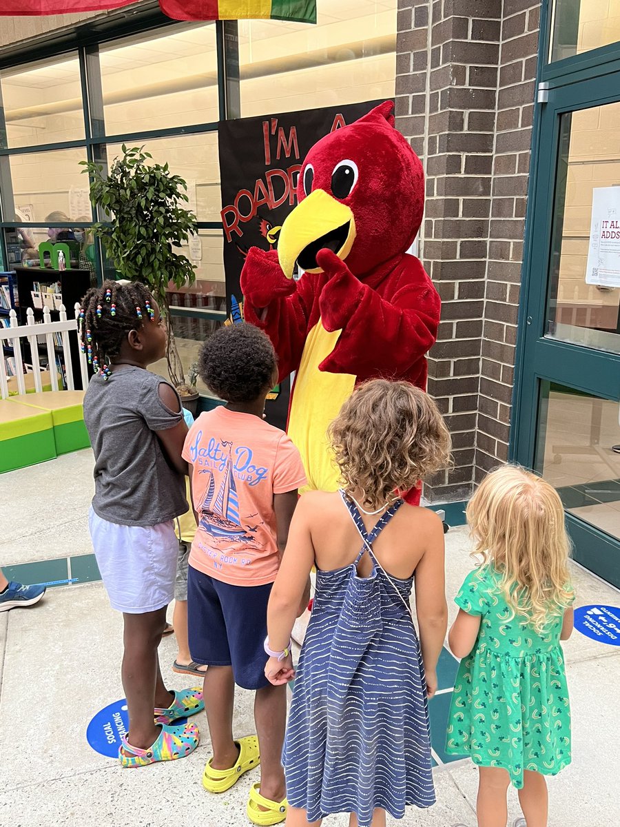 THIS. My heart is full. Meet the teacher night <a href="/EphesusElem/">Ephesus Elementary</a> was a success — smiles all around!