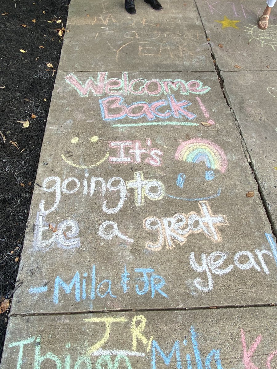 Julie Christ tweet media