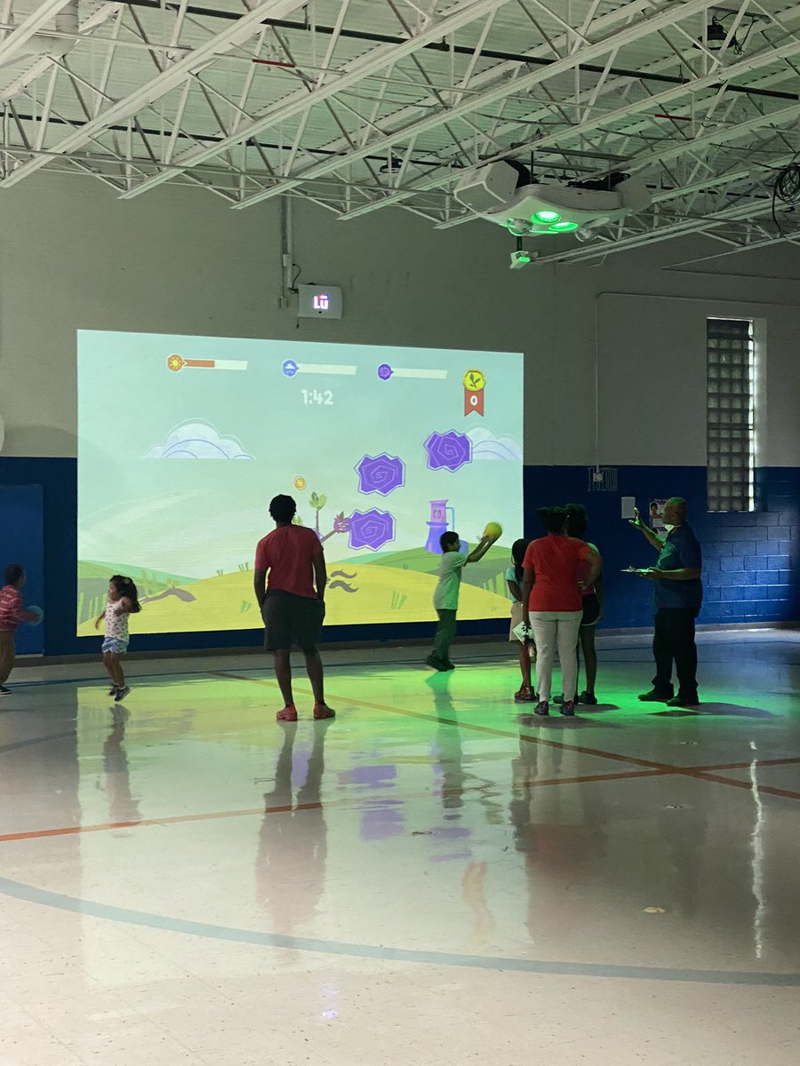 Educator817's tweet photo. Thanks to our awesome @TomJoyElem families for coming out and attending our Open House and Title 1 Meeting this evening! 
#TomJoyTigers🐯 #BuildingRelationships #FamilyPartnerships #BuildingDigitalLeaders https://t.co/X1ZTm6L1pl