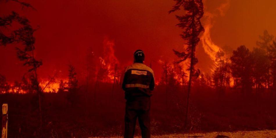 ELTIEMPO's tweet photo. #BlogET | Lea acá 'El cambio climático es una realidad, ¿nos adaptaremos o moriremos en el intento?', 'Recién conocemos las consecuencias de la autodestrucción, como si entráramos a la fase del no retorno' por Voces de la academia → https://t.co/PWM4CaXp4S https://t.co/lZ4tHxHo36